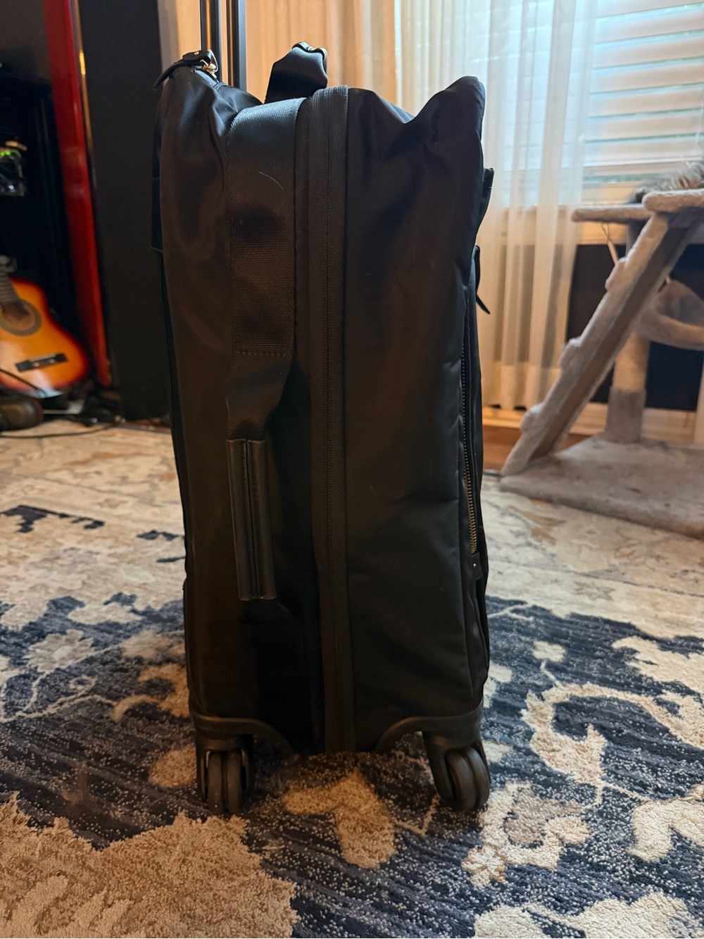 Tumi Black Rolling Travel Carry-On with Front Pocket - Picture 4 of 6